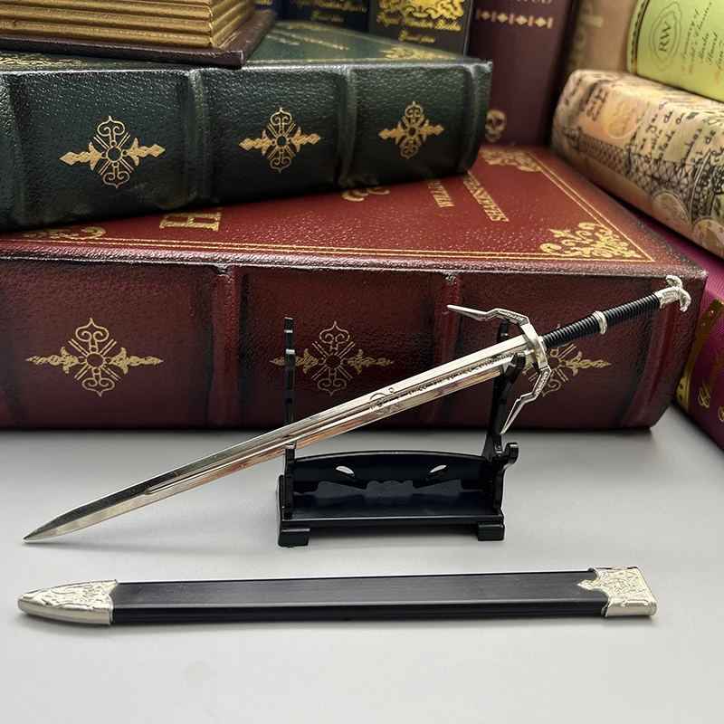 22센티미터 은검 제랄트 마법사 야외 사냥 게임 주변 중세 금속 무기 모형 장식 장식 공예품 소장 공중 투하 도매 인기 선물 새로 도착한 선물 무료 배달 가정 장식 장식 공예품 열쇠고리 소장 1: 6 인형 설비 부품 남자 어린이 장난감 복고 복제품 마이크로 축소 모형