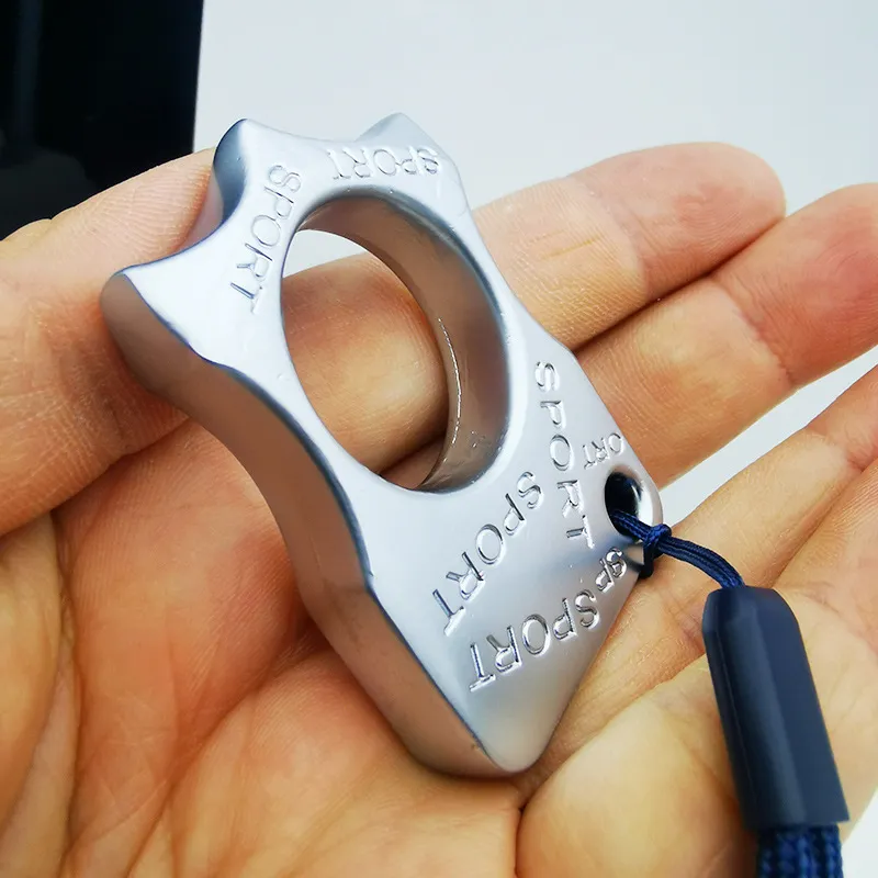 남성용 합금 강철 야외 전술 도구, 다기능 목걸이 펜던트, 열쇠 고리, 비상 창문 차단기 title=남성용 합금 강철 야외 전술 도구, 다기능 목걸이 펜던트, 열쇠 고리, 비상 창문 차단기 