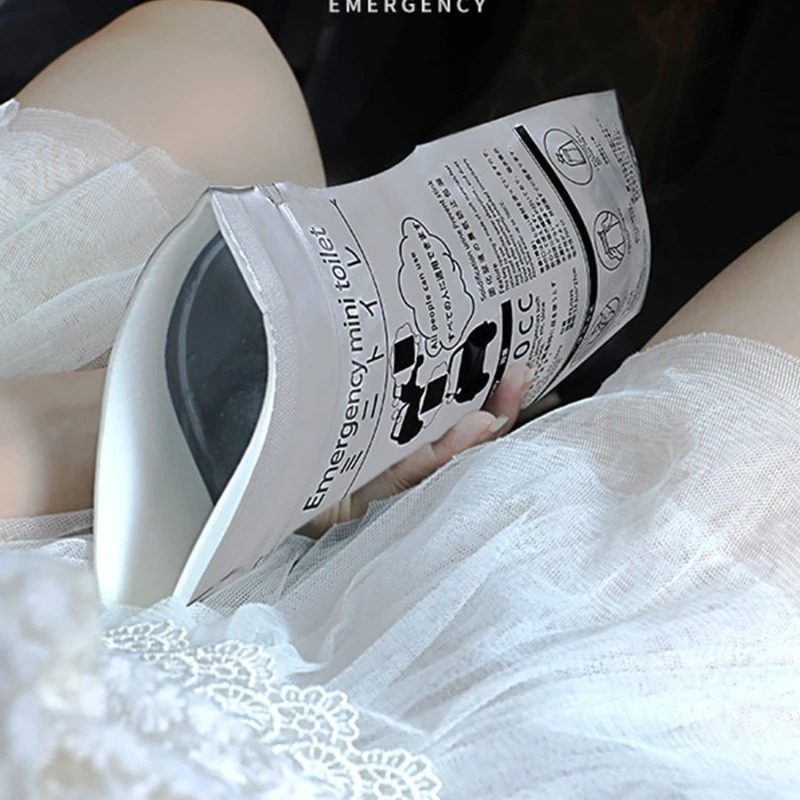 야외 비상 소변 가방, 이지 테이크 오줌 백, 여행 미니 모바일 화장실, 아기 여성 남성 토출 백, 700ml, 4 개