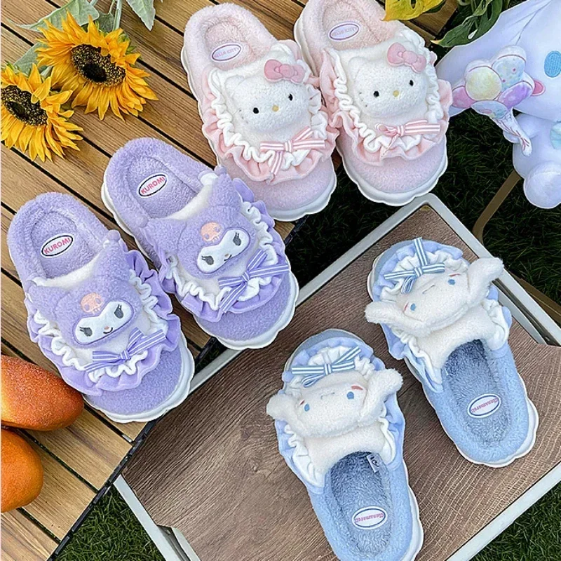 산리오 시나모롤 헬로 키티 쿠로미 슬리퍼, 귀여운 코튼 푹신한 슬리퍼, 여성 벨벳 따뜻한 가정 신발, 소녀 선물, 겨울 title=산리오 시나모롤 헬로 키티 쿠로미 슬리퍼, 귀여운 코튼 푹신한 슬리퍼, 여성 벨벳 따뜻한 가정 신발, 소녀 선물, 겨울