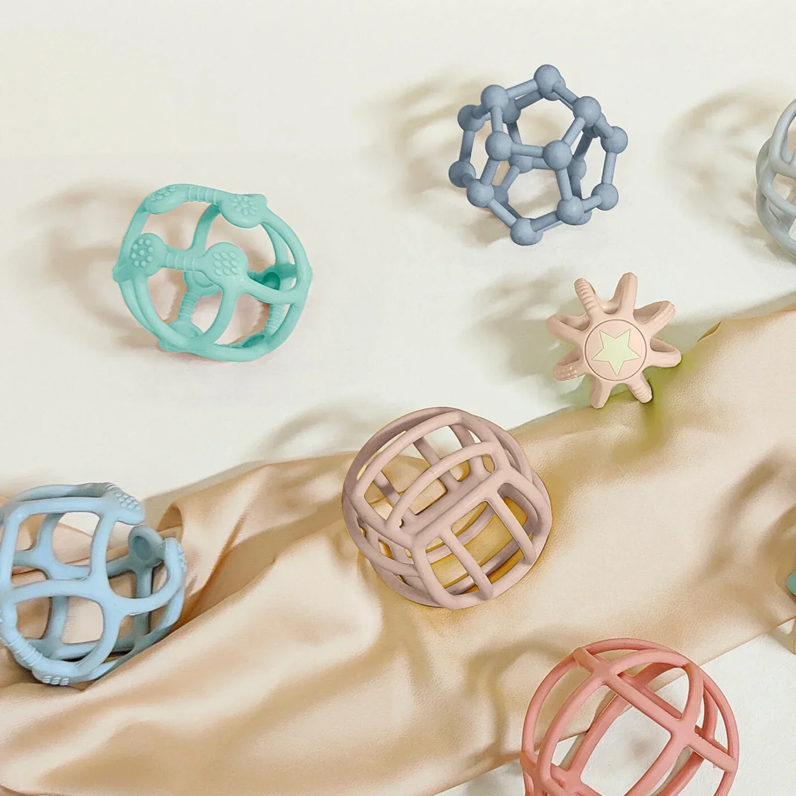 WOLIFE 아기용 실리콘 치발기, 다채로운 실리콘 씹는 치발기 공, 청소하기 쉬운 아기 선물, BAP 무료, 1PC