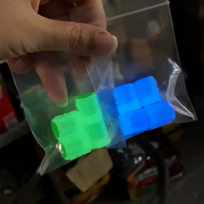 자동차 발광 타이어 밸브 캡, 형광 녹색 파란색 야간 빛나는 모토 자전거 자전거 휠 타이어 허브 밸브 스템 캡 4/8/16/20 개