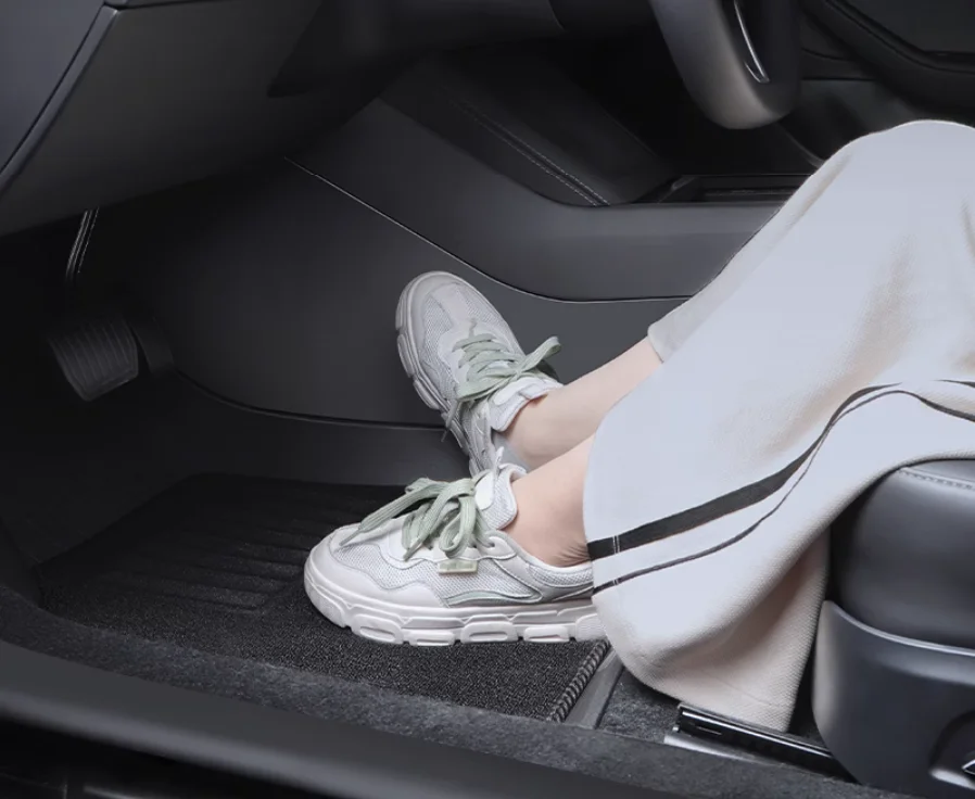 테슬라 모델 3 하이랜드 2024 센터 콘솔 소프트 TPE 킥 방지 패드, 뒷좌석 센터 콘솔 베이스 캡, 더러움 방지 팔걸이 커버