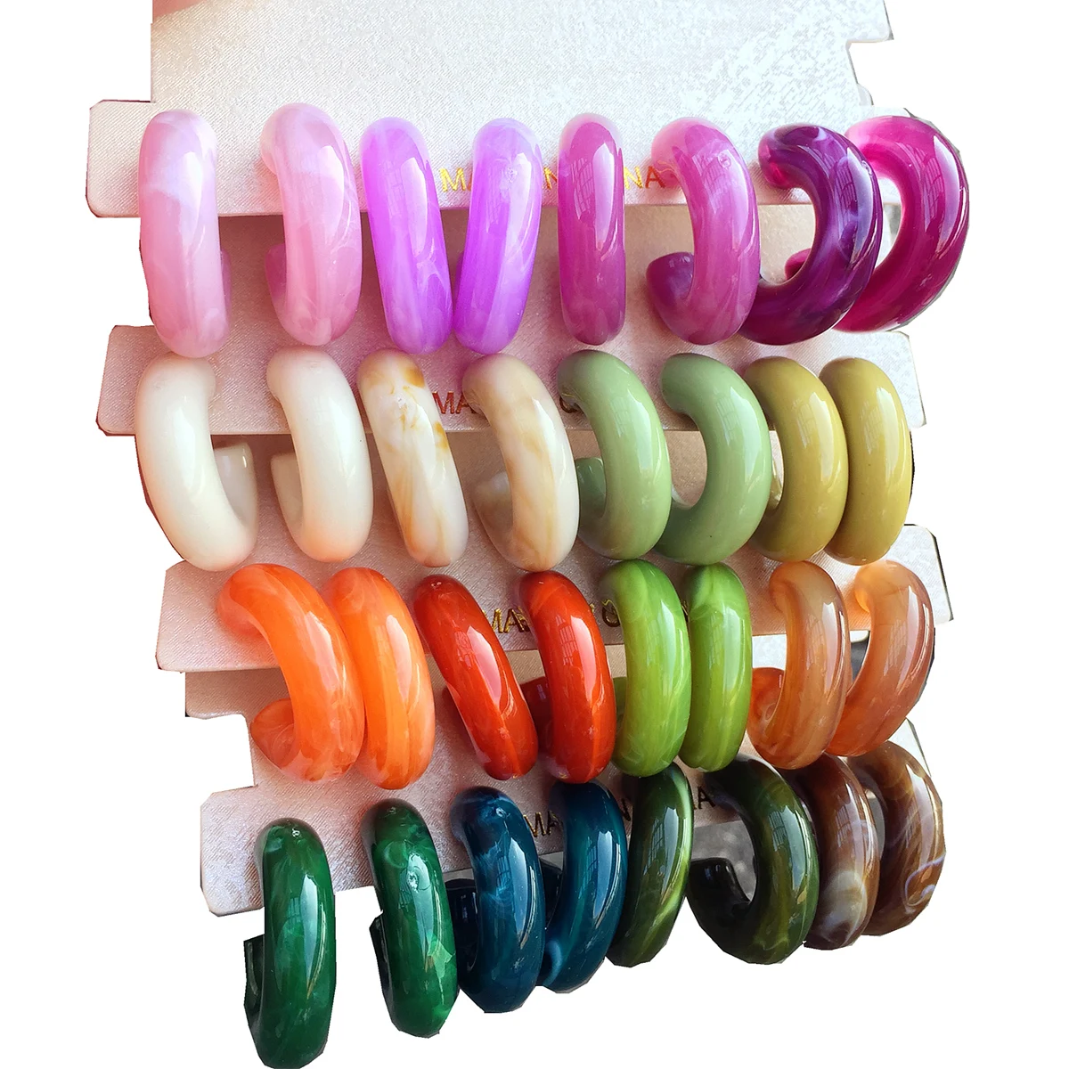 Boho 여성용 멀티 컬러 아크릴 작은 후프 귀걸이, 오리지널 수지 기하학적 C 모양 드롭 귀걸이 쥬얼리 세트, 4 쌍/세트, 신제품 title=Boho 여성용 멀티 컬러 아크릴 작은 후프 귀걸이, 오리지널 수지 기하학적 C 모양 드롭 귀걸이 쥬얼리 세트, 4 쌍/세트, 신제품