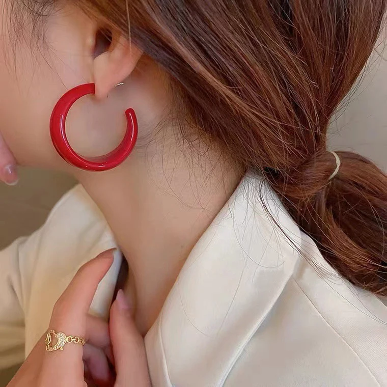 2023 새로운 트렌드 클라인 블루 후프 귀걸이 여성용 한국 기질 블루 그린 레드 화이트 색상 파티 스트리트 쥬얼리 멋진 선물