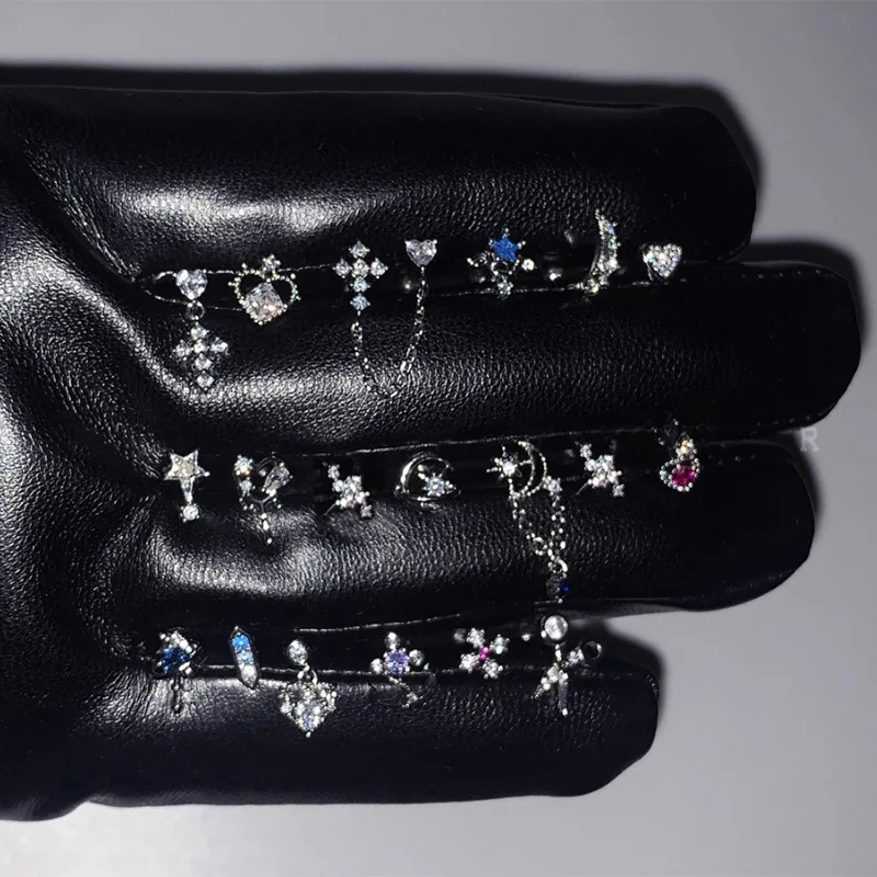 여성용 유행하는 블링 지르콘 크로스 스타 나사 귀걸이, 광택 스테인리스 스틸 귀걸이, 펑크 멋진 절묘한 보석 선물, 신제품 title=여성용 유행하는 블링 지르콘 크로스 스타 나사 귀걸이, 광택 스테인리스 스틸 귀걸이, 펑크 멋진 절묘한 보석 선물, 신제품 