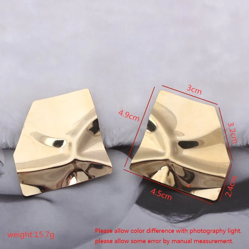 2021 유럽과 미국의 새로운 트렌드 패션 과장된 기질 간단한 합금 불규칙한 기하학적 귀걸이 Pendientes
