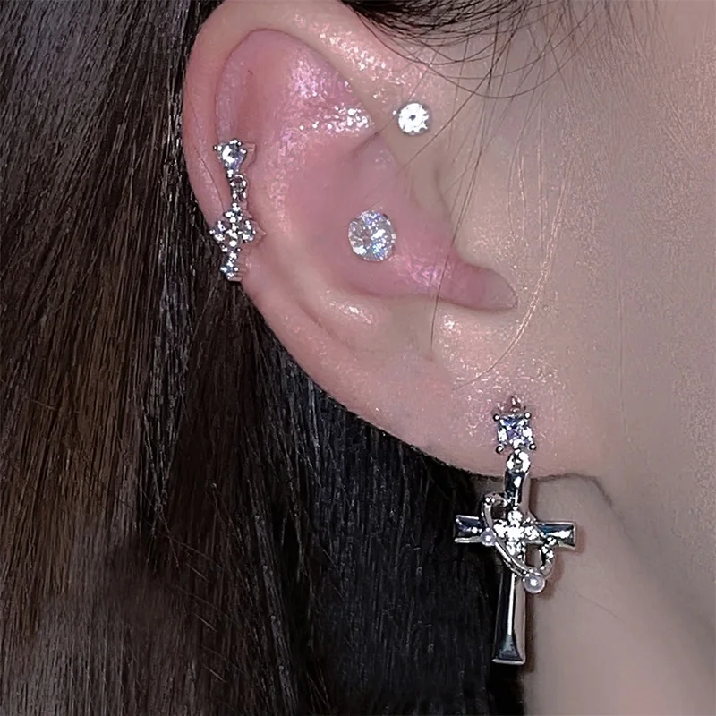 여성용 유행하는 블링 지르콘 크로스 스타 나사 귀걸이, 광택 스테인리스 스틸 귀걸이, 펑크 멋진 절묘한 보석 선물, 신제품
