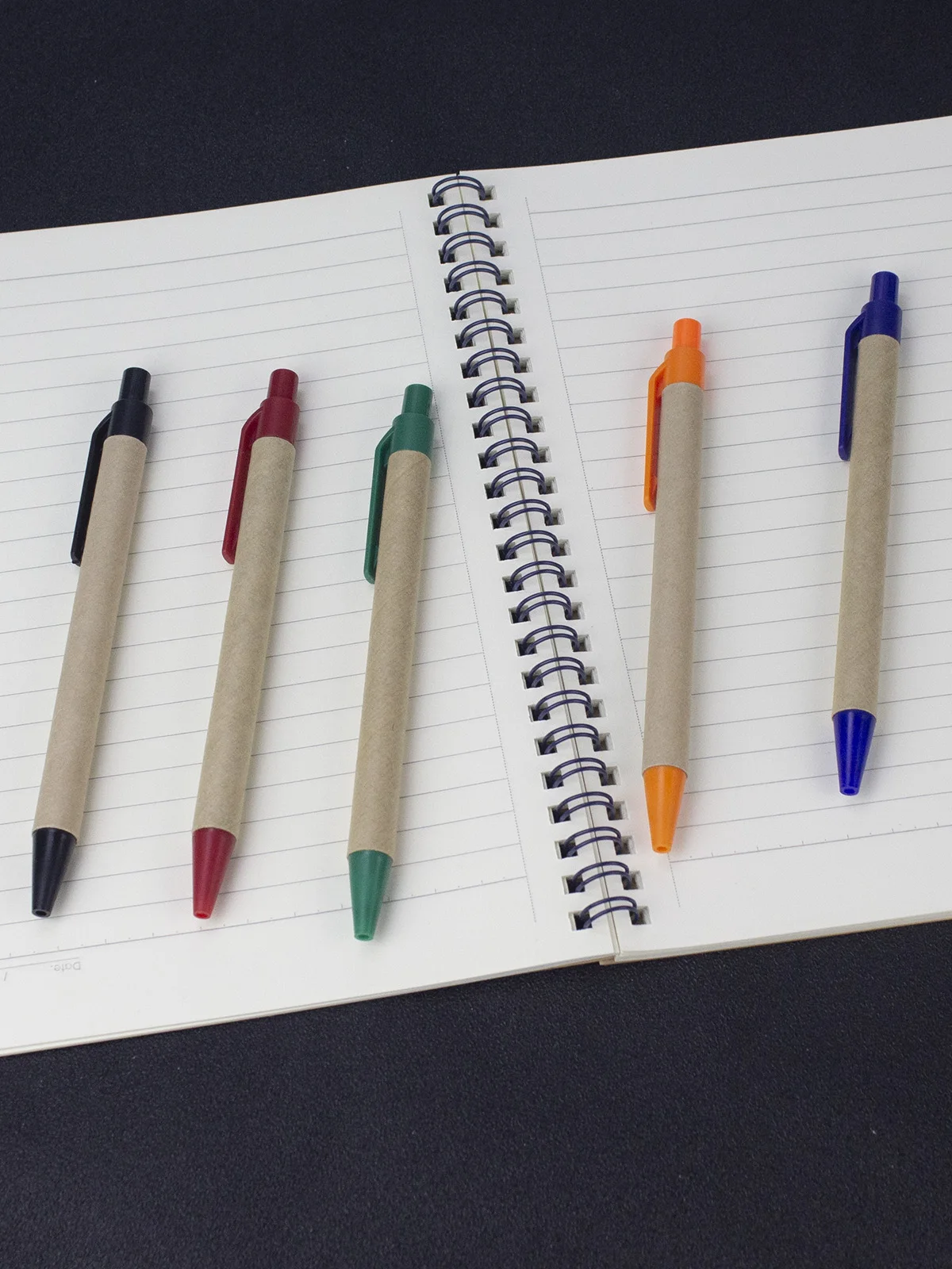 에코 페이퍼 볼펜, 블랙 잉크, 맞춤형 볼펜, 그린 컨셉, 환경 친화적, 맞춤형 프로모션 선물, 맞춤형 로고 펜