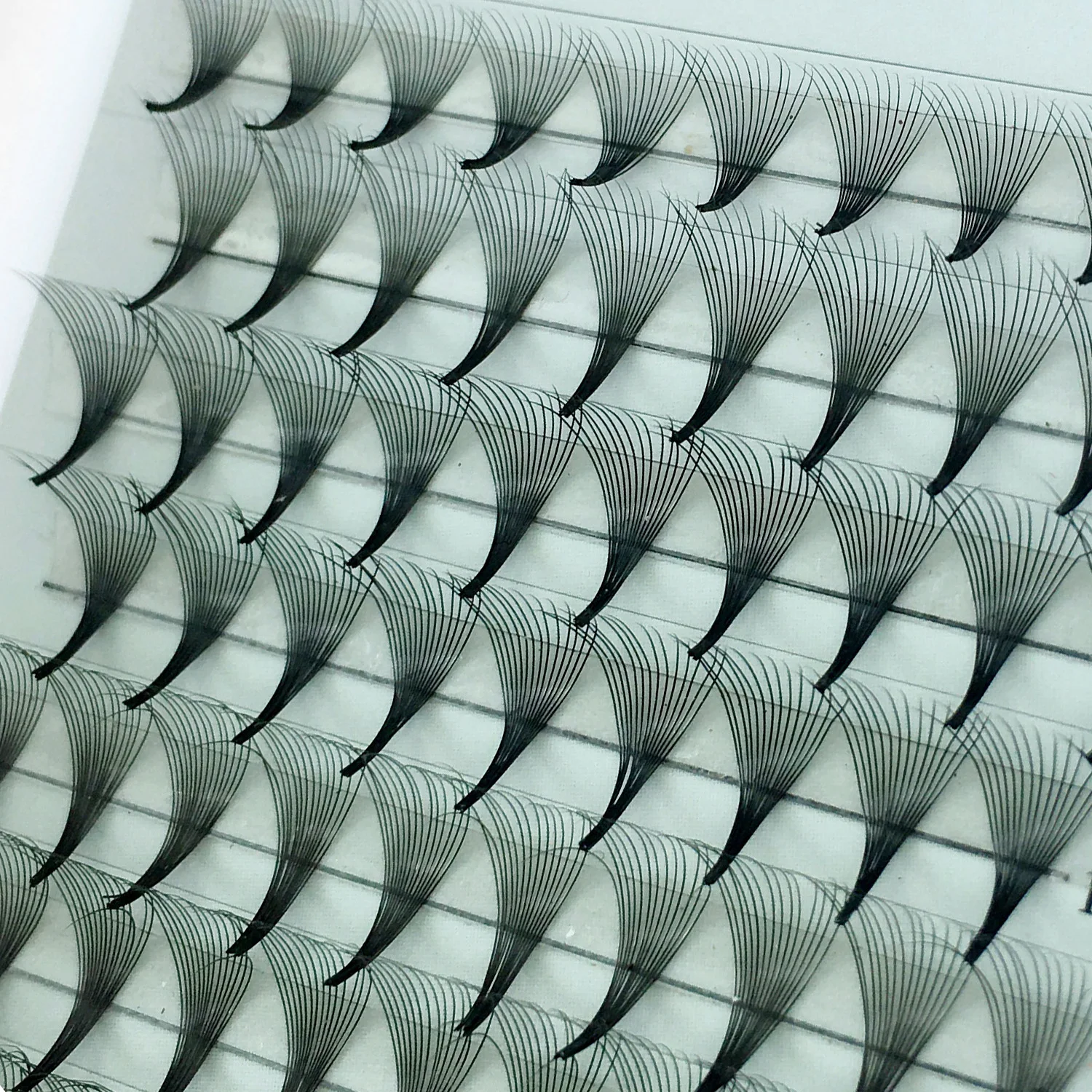 10D 러시아 볼륨 속눈썹, 긴 줄기 속눈썹 연장, 준비된 뾰족한 베이스 속눈썹, 3D 5D 6D 인조 속눈썹 클러스터 title=10D 러시아 볼륨 속눈썹, 긴 줄기 속눈썹 연장, 준비된 뾰족한 베이스 속눈썹, 3D 5D 6D 인조 속눈썹 클러스터 