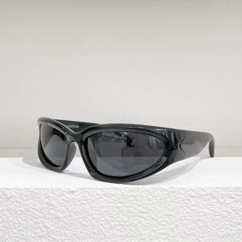 새로운 Y2K 스포츠 펑크 선글라스 여성 디자이너 스퀘어 고글 남성 럭셔리 브랜드 선글라스 UV400 다채로운 거울 패션 안경