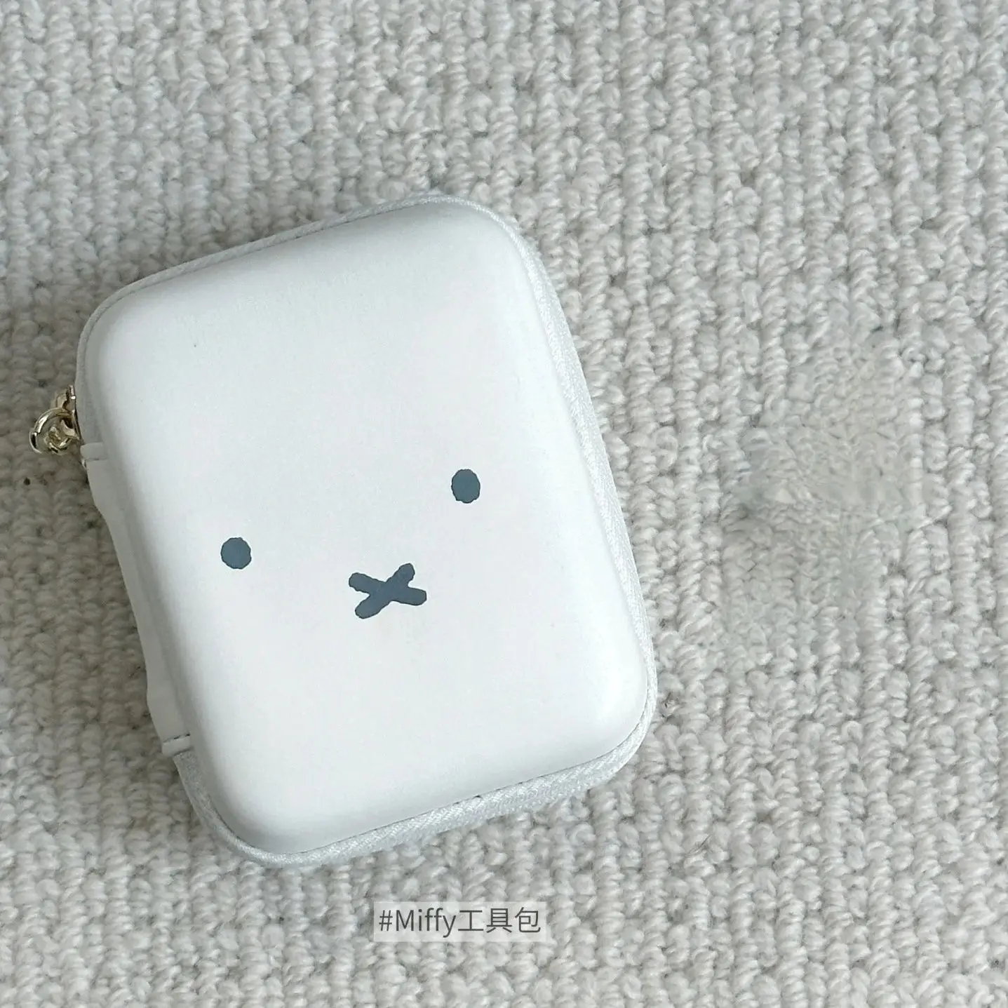 Kawaii Miffy 소형 보관 가방 다기능 휴대용 세면 용품 보관 탐폰 가방 크리스마스 선물