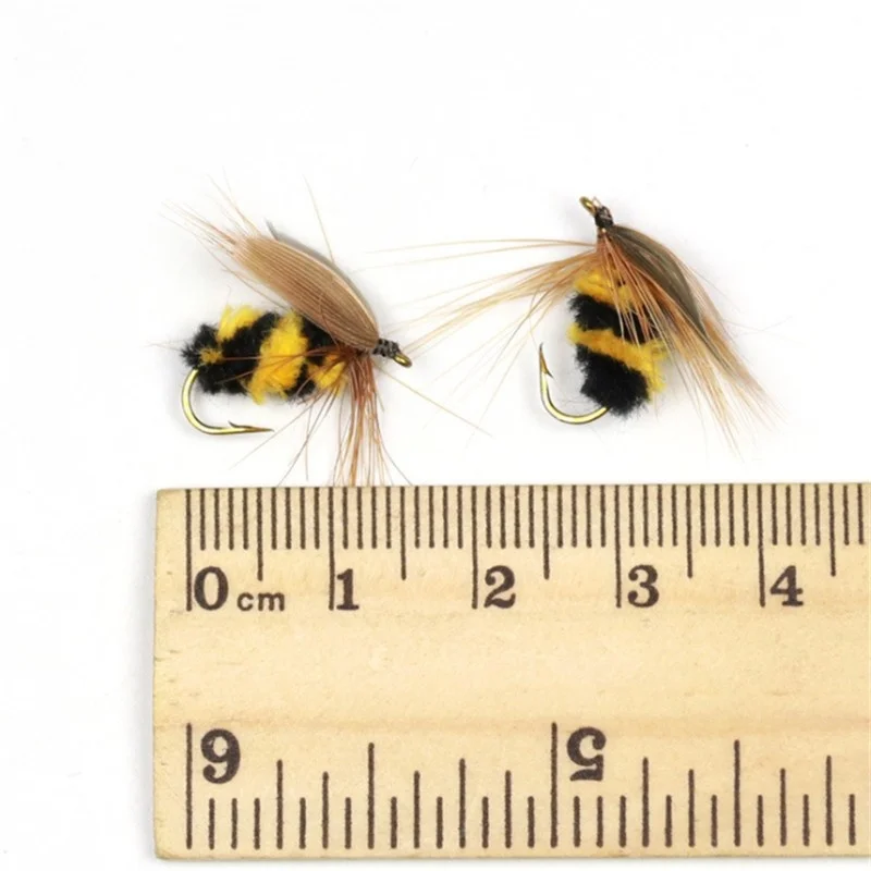 2pcs 인공 곤충 잉어 플라이 낚시 미끼 Fishhook 15mm 꿀벌 송어 Wobbler 미끼 스피너 Peche 액세서리