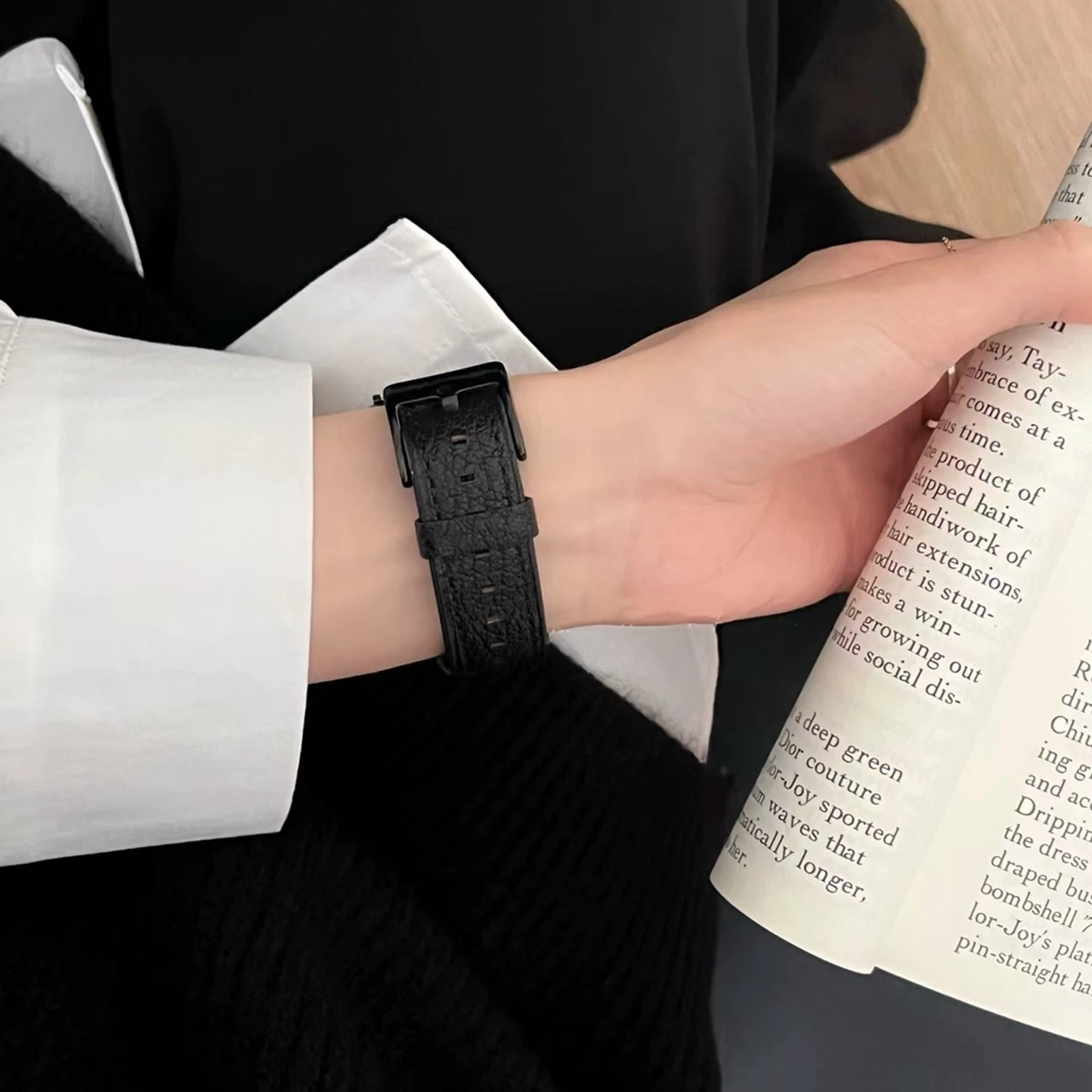 여성용 Apple Watch 밴드 용 가죽 루프 스포츠 Correa 38mm 40mm 41mm 42mm 44mm 45mm 46mm 49mm, IWatch 용 스트랩