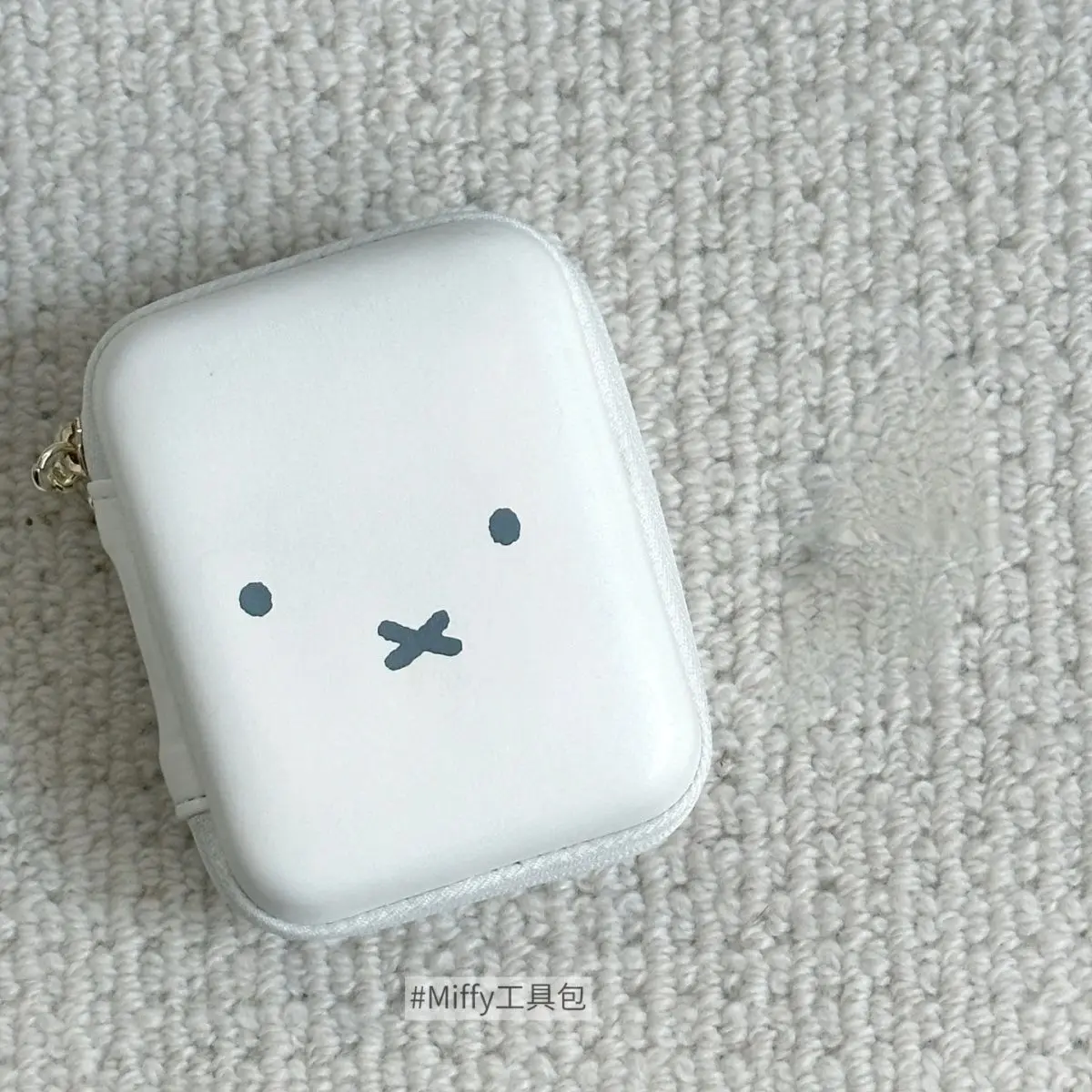 Kawaii Miffy 소형 보관 가방 다기능 휴대용 세면 용품 보관 탐폰 가방 크리스마스 선물