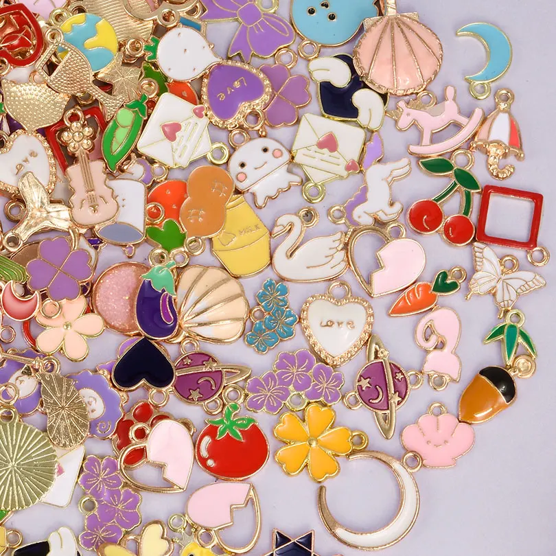 30/60/100pcs 쥬얼리에 대 한 무작위 믹스에 나 멜/드립 오일 매력 대량 귀여운 매력 꽃 심장 동물 음악 DIY 팔찌 펜 던 트 만들기