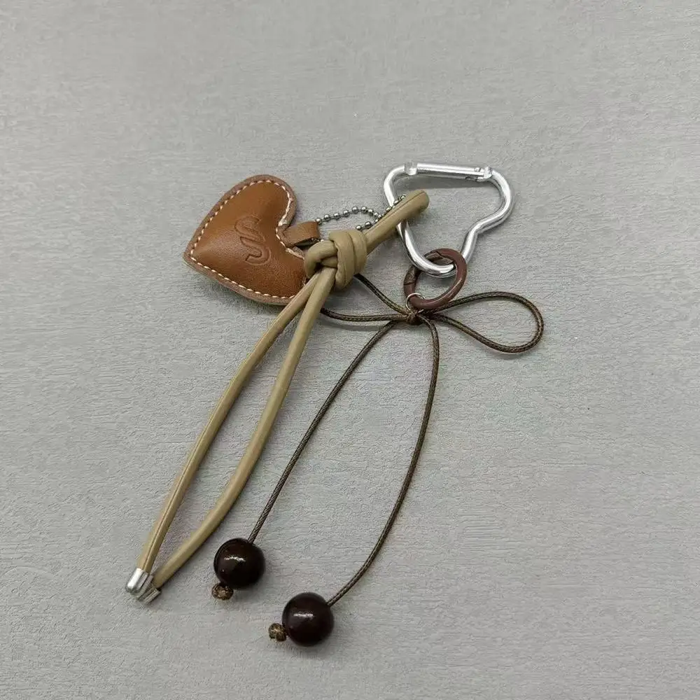 Y2k 가죽 로프 키 체인 체리 활 귀여운 하트 가방 펜던트 3D 크리 에이 티브 만화 열쇠 고리 안티-분실 휴대 전화 매는 밧줄