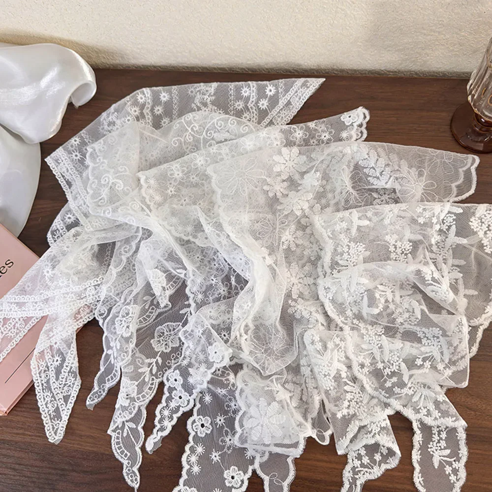 레트로 꽃 레이스 헤드 랩 스카프 여성을위한 수 놓은 삼각형 목 스카프 빈티지 여행 사진 헤어 두건 액세서리