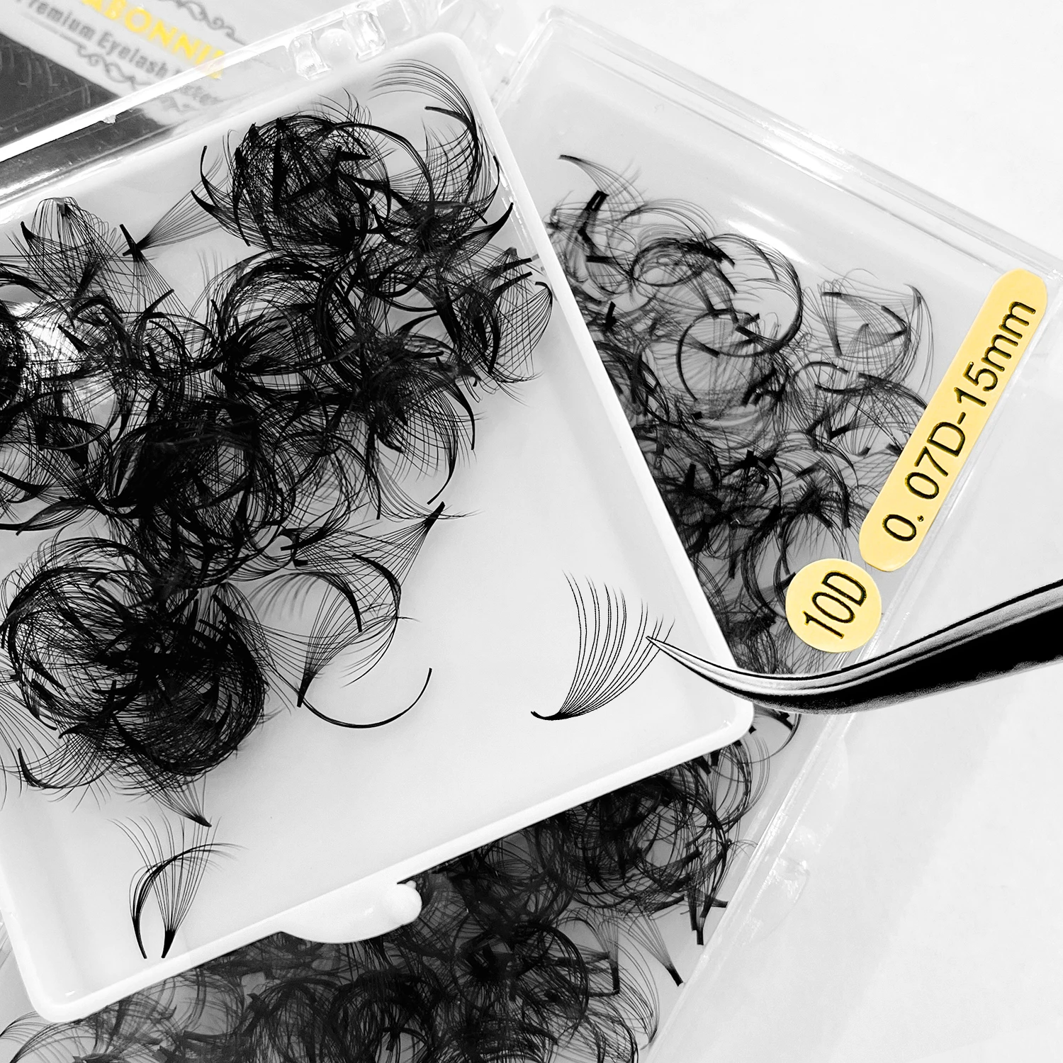 Abonnie 18mm Premade 볼륨 팬 뾰족한 베이스 팬 메가 볼륨 Premade 속눈썹 연장