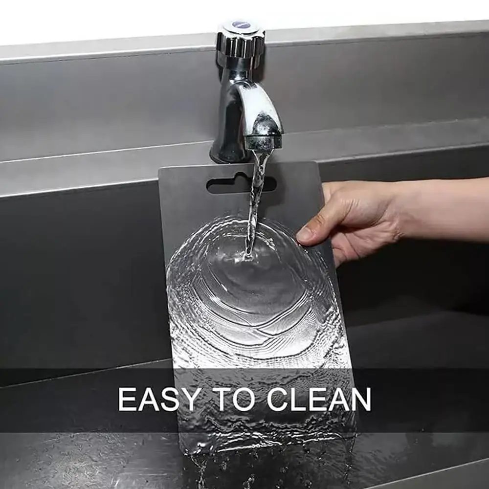 주방용 티타늄 도마 304 스테인리스 두꺼운 양면 식품 등급 휴대용 과일 고기용 도마 내열성 항균 미끄럼 방지 쉬운 청소 내구성 이동식 도마  냄새 흡수 방지 다용도 사용 이중 보호 고품질 보관 용이 고기 및 과일에 적합 긁힘 방지 위생적이고 안전함 식품 등급 재료 환경 친화적 재질 v 가벼운 무게  방수 기능 칼자국 없음 디자인 심플 식품 위생 표준 준수 과일, 채소에 적합 양면 논슬립