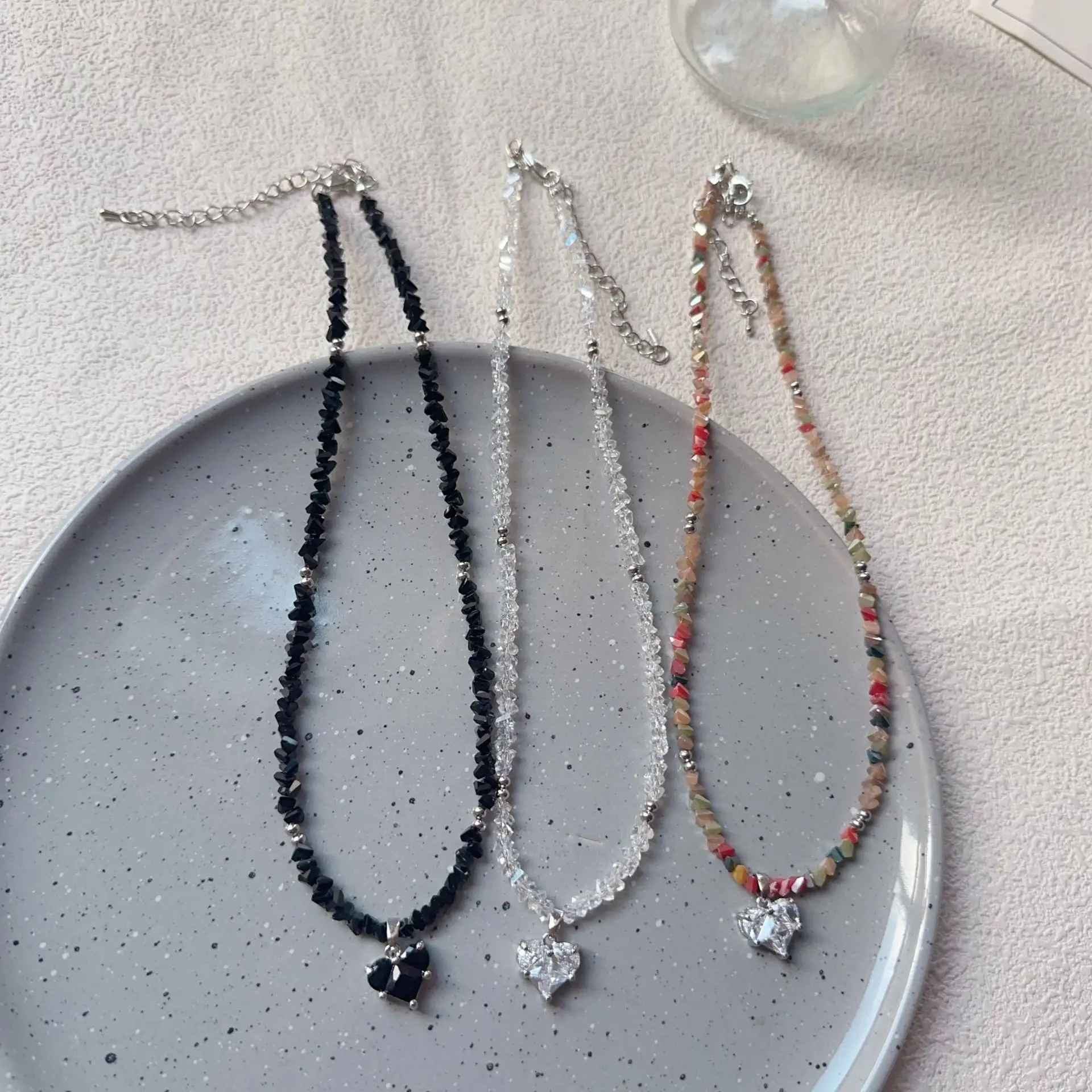 여성을위한 빈티지 지르콘 크리스탈 하트 펜던트 기하학 바로크 투명 크리스탈 체인 목걸이 초커 파티 쥬얼리 N478