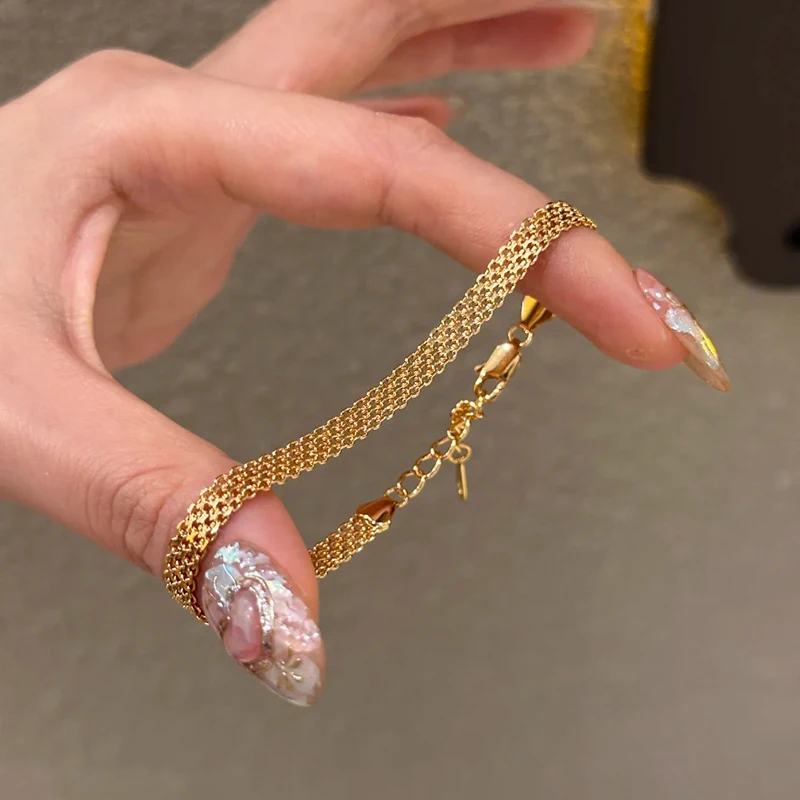 새로운 925 스털링 실버 팔찌 간단한 스타일 매력적인 여자 팔찌 친구를위한 생일 파티 선물 패션 절묘한 보석 title=새로운 925 스털링 실버 팔찌 간단한 스타일 매력적인 여자 팔찌 친구를위한 생일 파티 선물 패션 절묘한 보석 