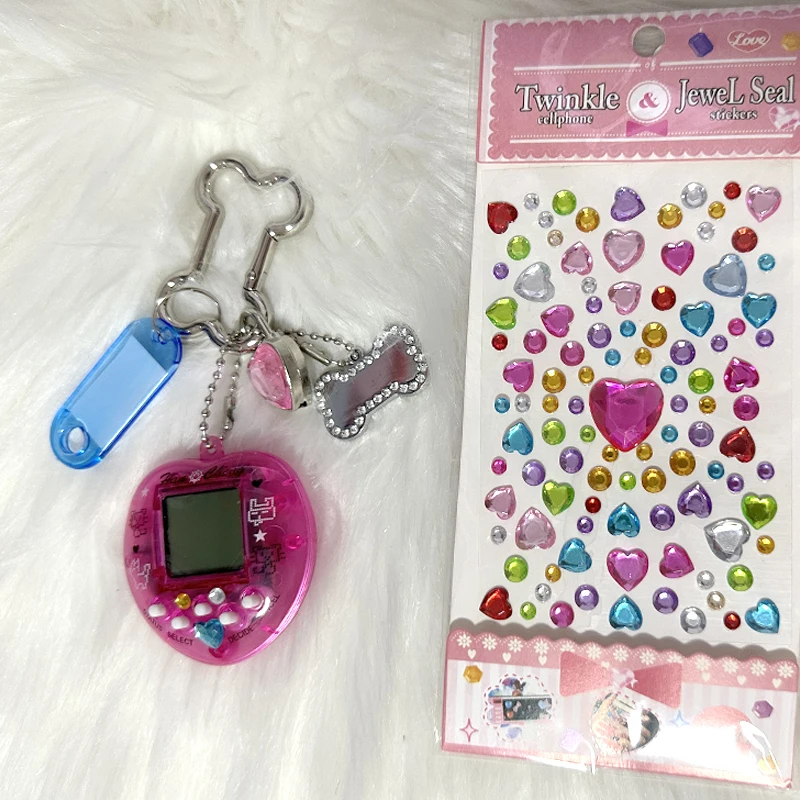 한국어 패션 레인보우 게임 콘솔 뼈 키 체인 카와이 하라주쿠 매력 Y2K 크리스탈 하트 잠금 DIY 가방 펜던트 키 체인 빈티지