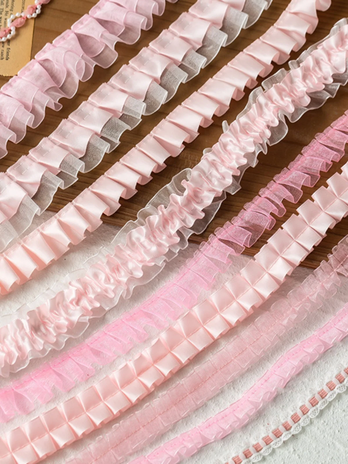 2 미터 핑크 레이스 리본 트림 파티 드레스 장식 패브릭 DIY 의류 봉제 용품 의류 칼라 커프 바느질 공예 title=2 미터 핑크 레이스 리본 트림 파티 드레스 장식 패브릭 DIY 의류 봉제 용품 의류 칼라 커프 바느질 공예