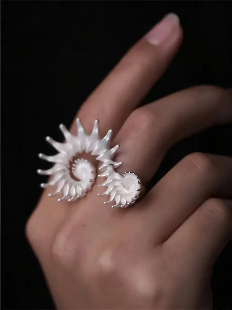 ZHUHE 여성용 소라 스터드 귀걸이, 빈티지 스타일, 남성 쥬얼리 액세서리, 파티 선물