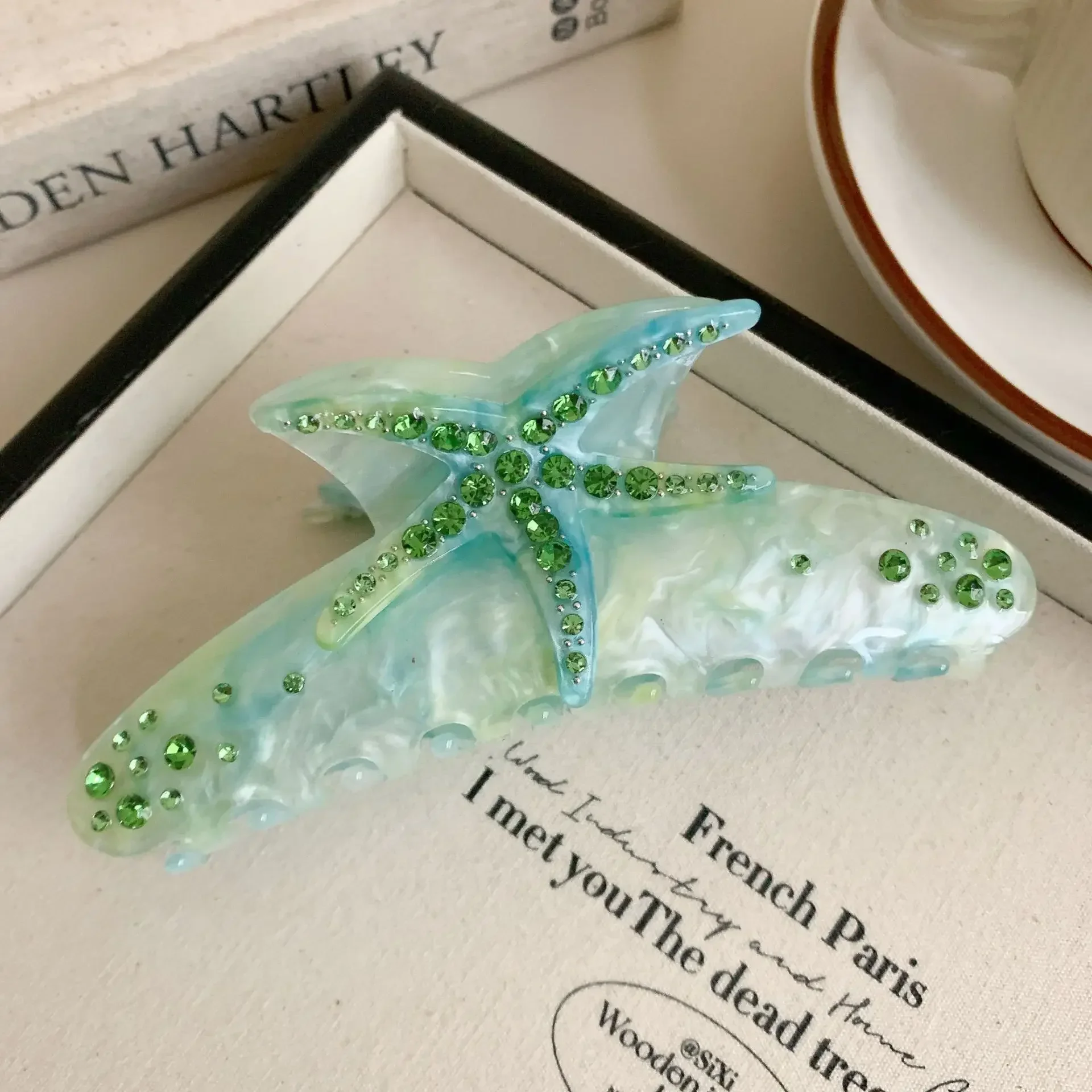 YHJ 불가사리 머리 발톱 여성용 라인 석 아세테이트 발톱 클립 휴가 보석 헤어 클립 유행 발톱 클립 헤어 액세서리