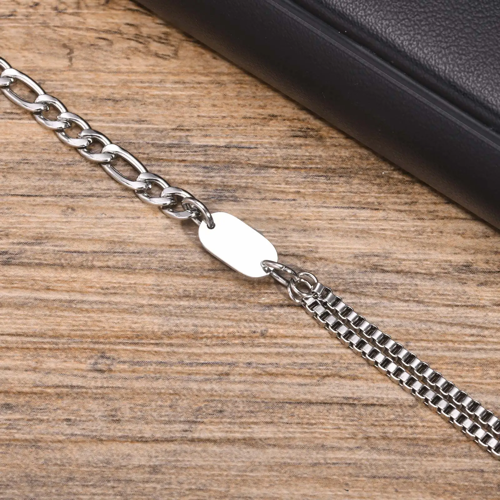 Vnox 남녀공용 A-Z 이니셜 팔찌, 피가로 체인, 이중 레이어 박스 링크 체인 팔찌, 그분의 이름 선물