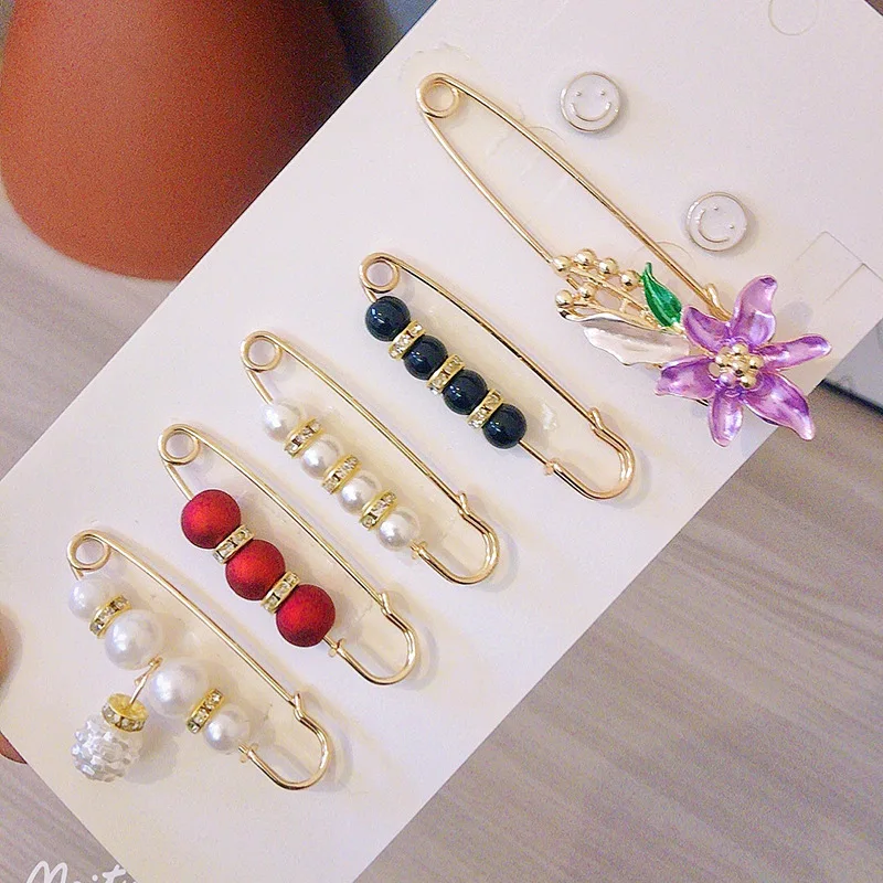 여자 새로운 허리 바늘 청바지 스커트 허리 큰 변화 작은 안티 실행 핀 고정 옷 허리 버클 클립 브로치 H1369 title=여자 새로운 허리 바늘 청바지 스커트 허리 큰 변화 작은 안티 실행 핀 고정 옷 허리 버클 클립 브로치 H1369 