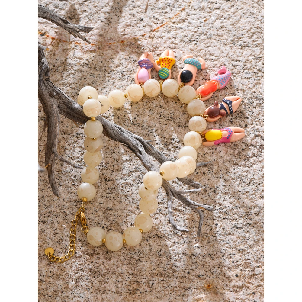 Yhpup 세련된 독특한 수제 보석 유리 모조 스톤 비즈 체인 수지 비키니 인형 드롭 크리 에이 티브 목걸이 액세서리