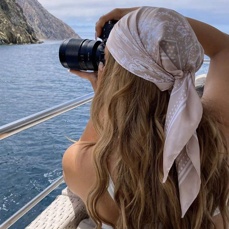 머리 스카프 여성 럭셔리 브랜드 스퀘어 실크 풀라 새틴 두건 여름 소프트 Neckerchief Hijab 헤어 스카프 여성용