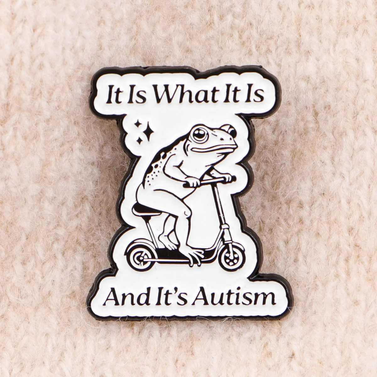 재미 있은 개구리 에나멜 핀 동물 브로치 소나무 옷깃 핀 배낭에 자폐증 배지 의류 액세서리 유머 쥬얼리 친구 선물