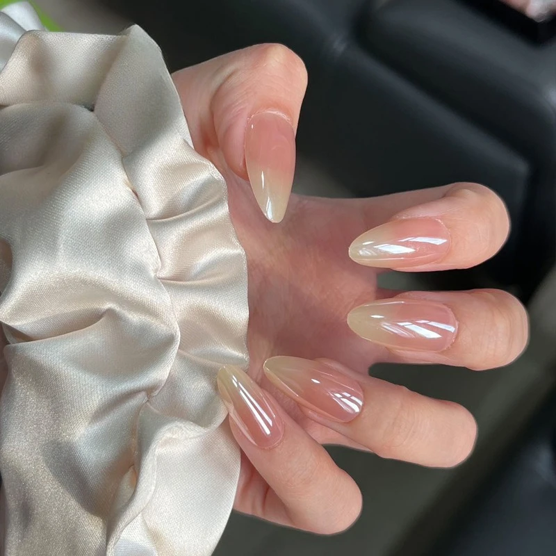 24Pcs 메탈릭 고양이 눈 프렌치 쉬어 매니큐어 팁 아트 질감 3D 아크릴 거짓 손톱 누드 핑크 아몬드 중간 프레스 가짜 손톱