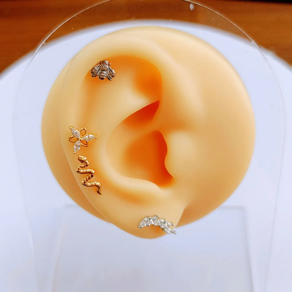 꽃 달 나비 Labret 스터드 크로스 클로 리프 Daith Conch 스터드 귀걸이 크라운 CZ 립 내부 스레드 피어싱 외과 강철