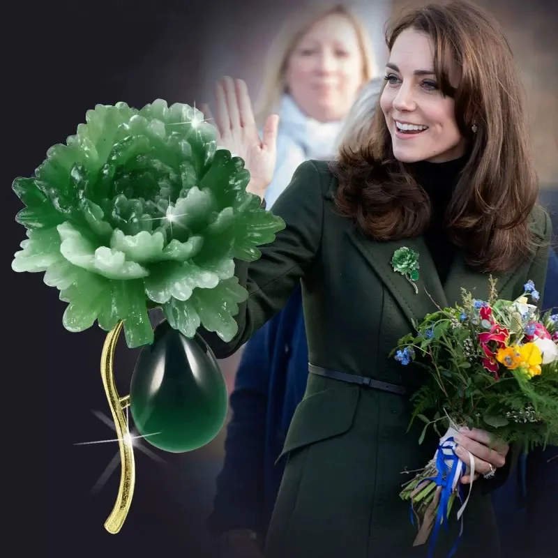 여자를위한 빈티지 수지 돌 녹색 모란 브로치 꽃 옷깃 핀 중국 스타일 파티 웨딩 정장 코트 쥬얼리 선물 title=여자를위한 빈티지 수지 돌 녹색 모란 브로치 꽃 옷깃 핀 중국 스타일 파티 웨딩 정장 코트 쥬얼리 선물