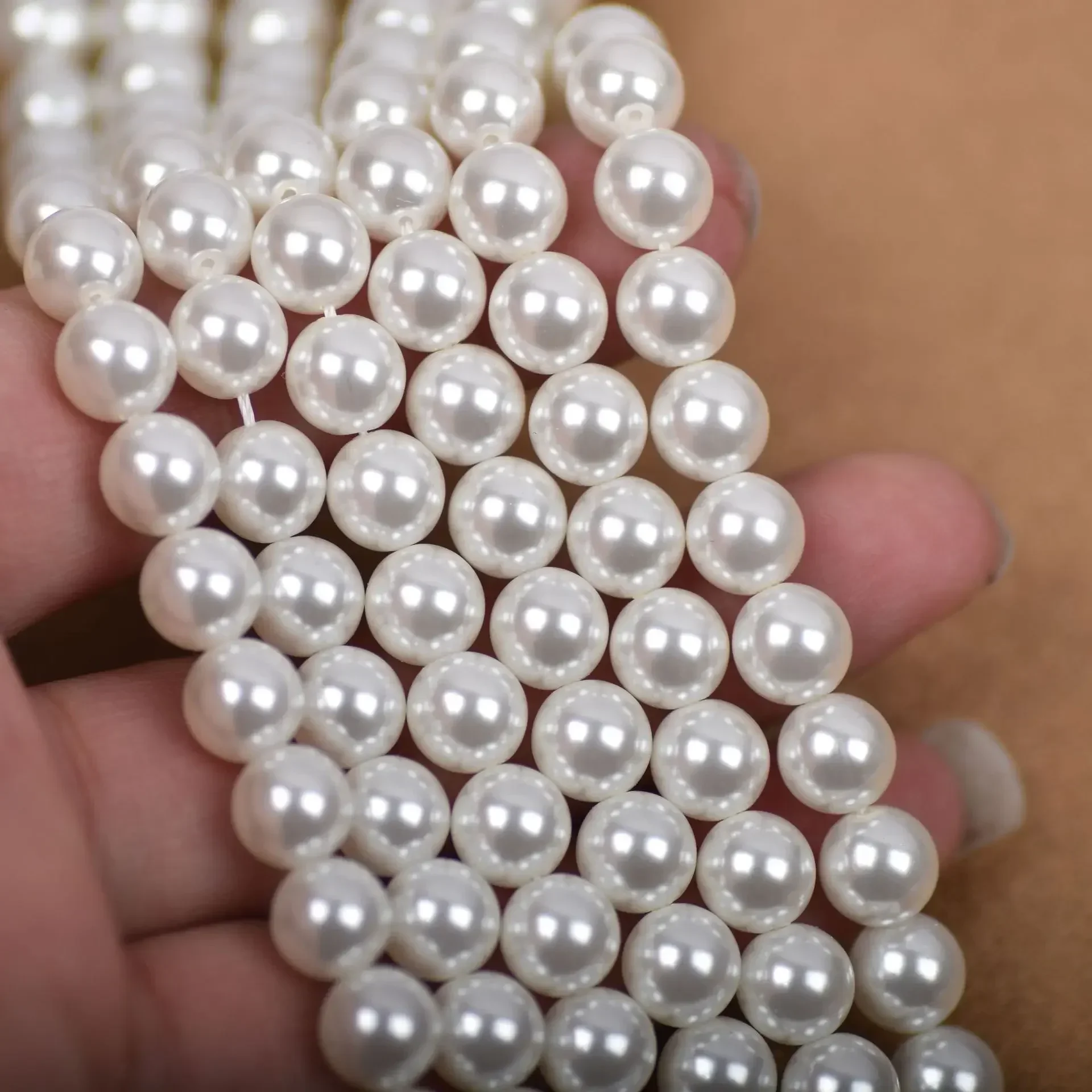 흰색 고품질 라운드 쉘 비즈 모조 진주 우아한 럭셔리 쥬얼리 DIY 목걸이 팔찌 액세서리 선물 38cm title=흰색 고품질 라운드 쉘 비즈 모조 진주 우아한 럭셔리 쥬얼리 DIY 목걸이 팔찌 액세서리 선물 38cm 