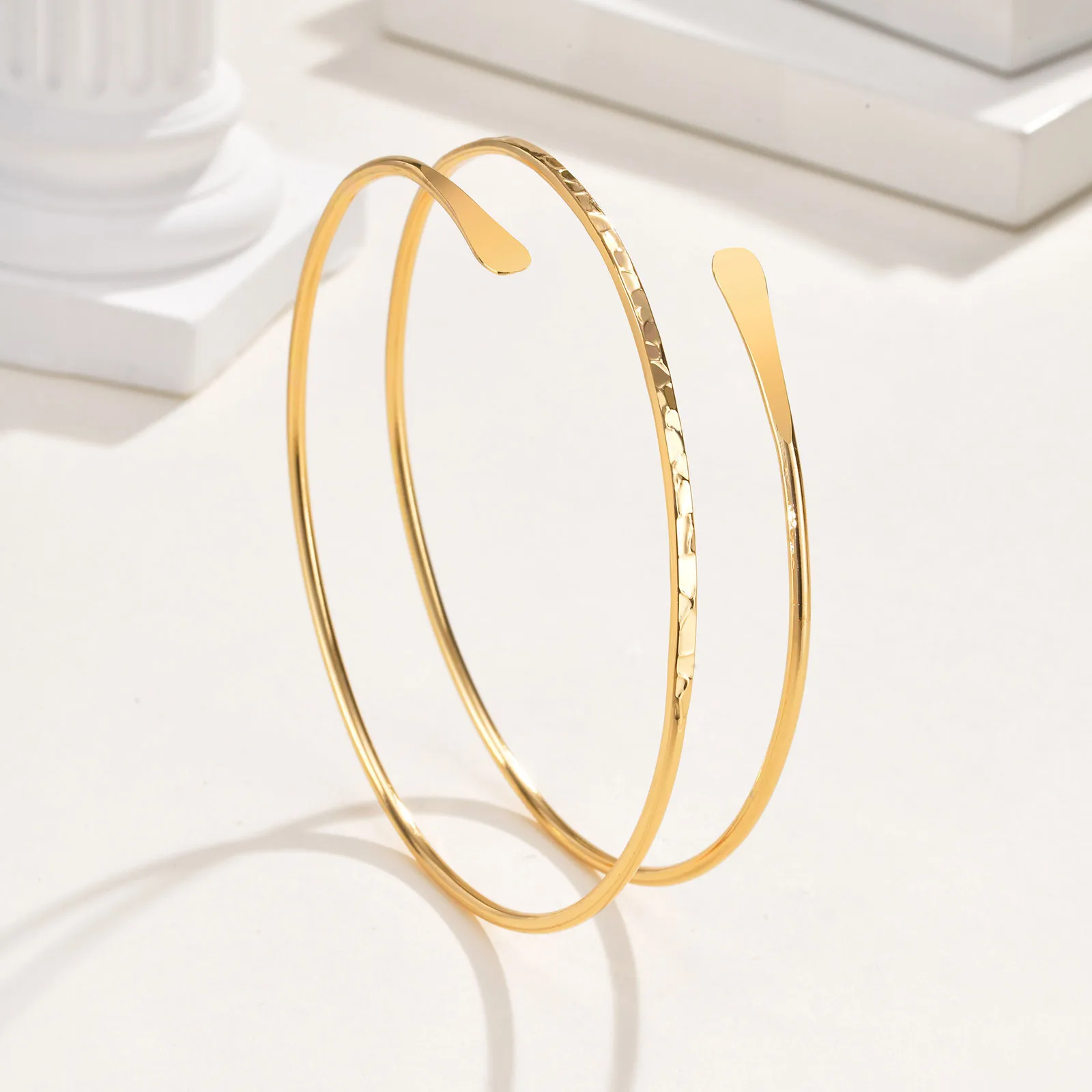 여성용 상완 커프 팔찌, 미니멀리스트 골드 도금 완장 성명 파티 Armlets 쥬얼리